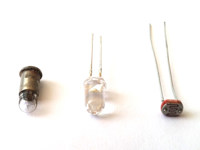[lamps and photoresistor]